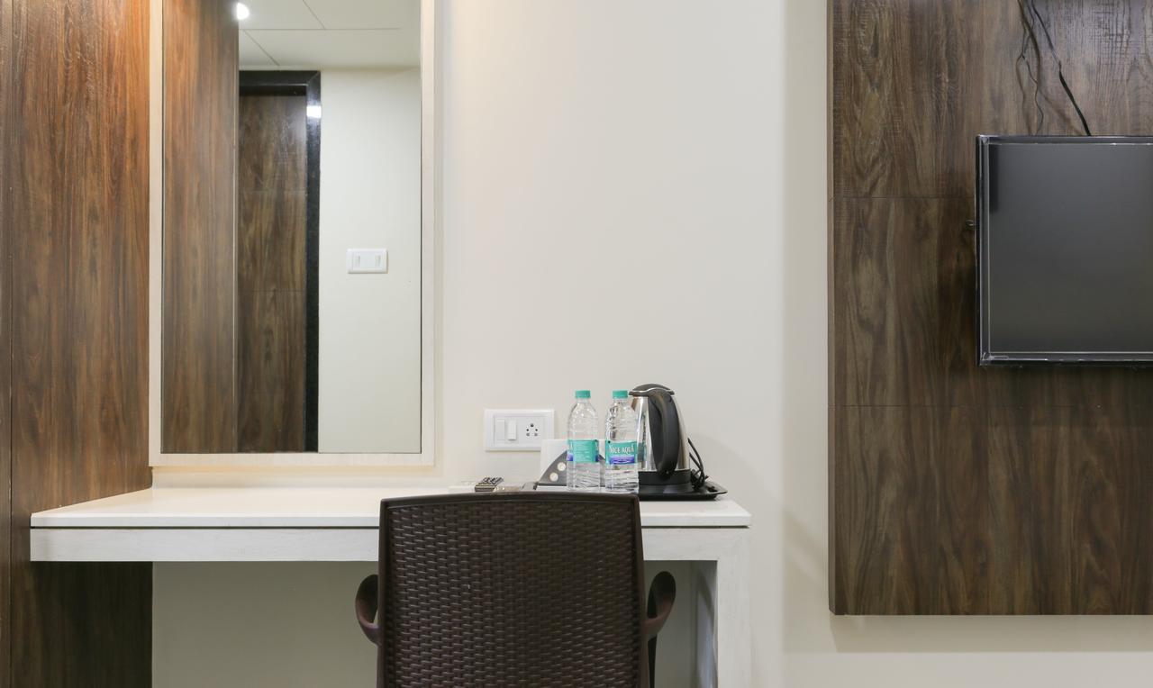 Hotel Treebo Trend Grace Residency à Chennai Extérieur photo