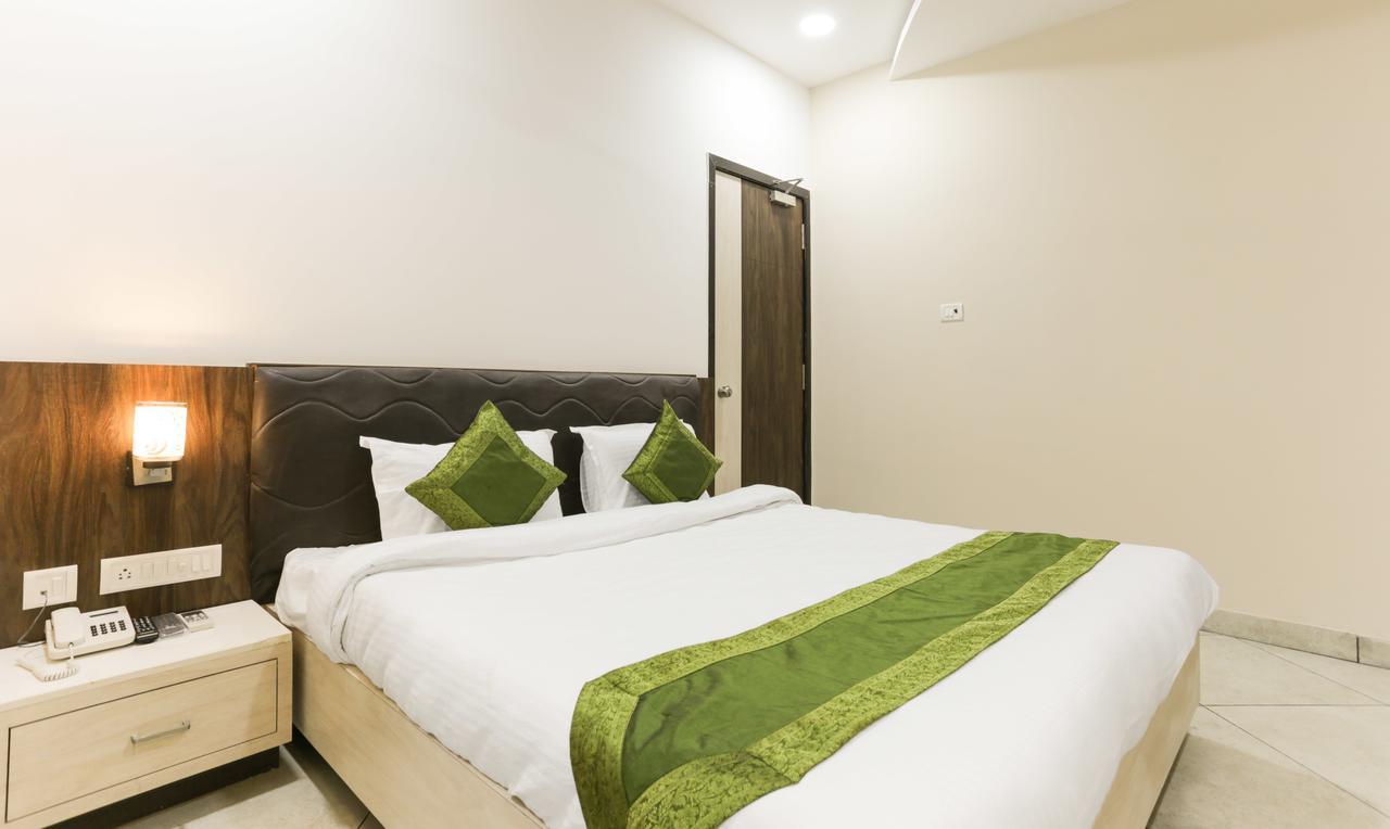 Hotel Treebo Trend Grace Residency à Chennai Extérieur photo